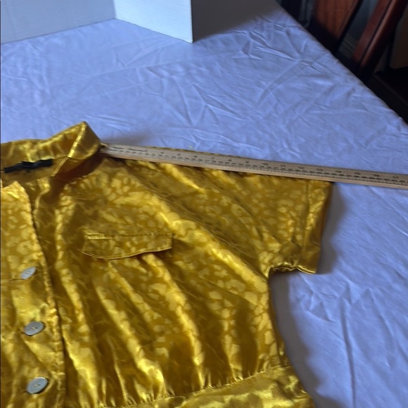 Golden Yellow Patterned Blouse - Picture 5 of 5
